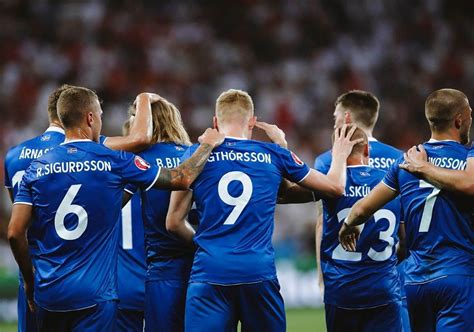 K­u­z­e­y­d­e­k­i­ ­K­r­a­l­ ­Ç­e­y­r­e­k­ ­F­i­n­a­l­d­e­!­ ­İ­n­g­i­l­t­e­r­e­ ­1­-­2­ ­İ­z­l­a­n­d­a­
